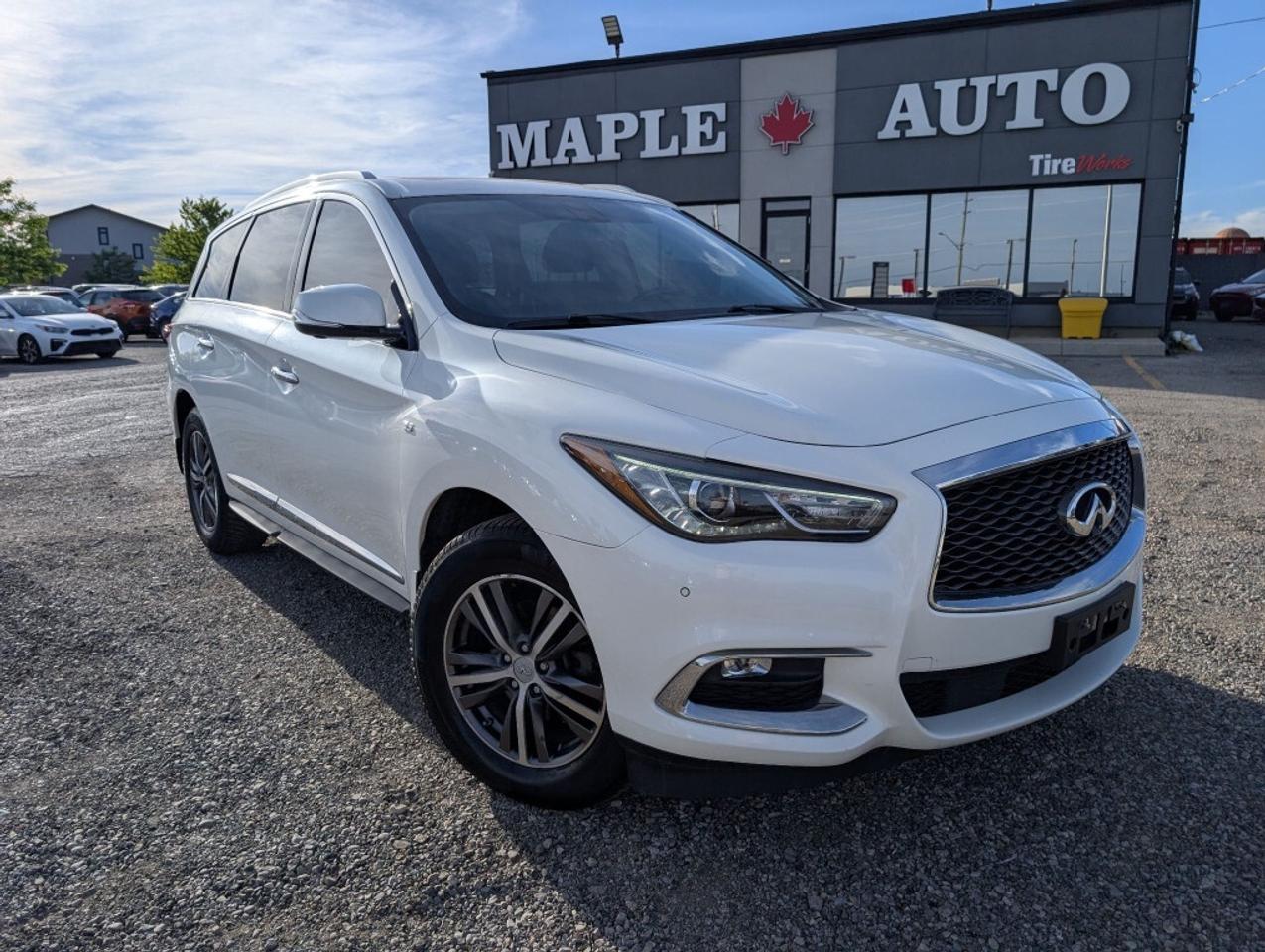 2017 Infiniti QX60 NAV   LEATHER   SUNROOF   CAMERA   HTD SEATS Photo3