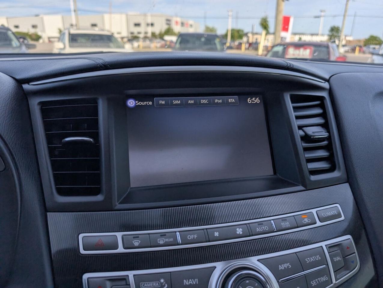 2017 Infiniti QX60 NAV   LEATHER   SUNROOF   CAMERA   HTD SEATS Photo