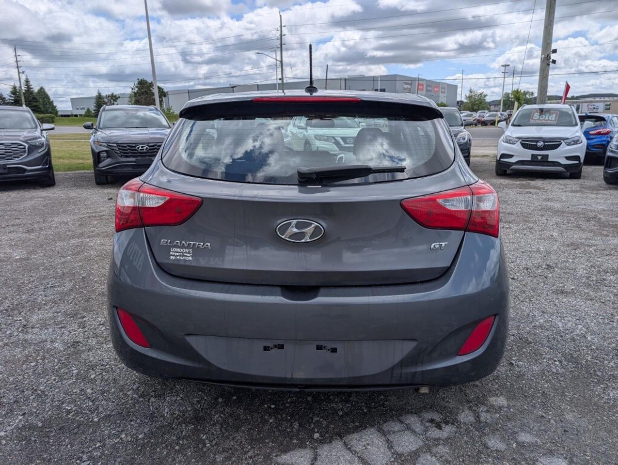 2017 Hyundai Elantra GT GLS Tech NAV SUNROOF CAMERA HTD SEATS Photo
