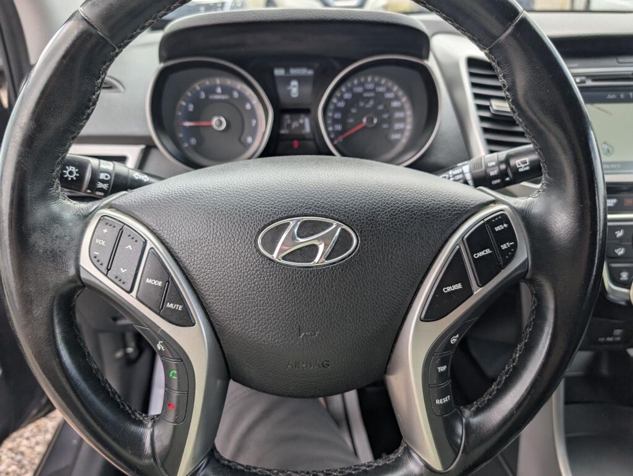 2017 Hyundai Elantra GT GLS Tech NAV SUNROOF CAMERA HTD SEATS Photo