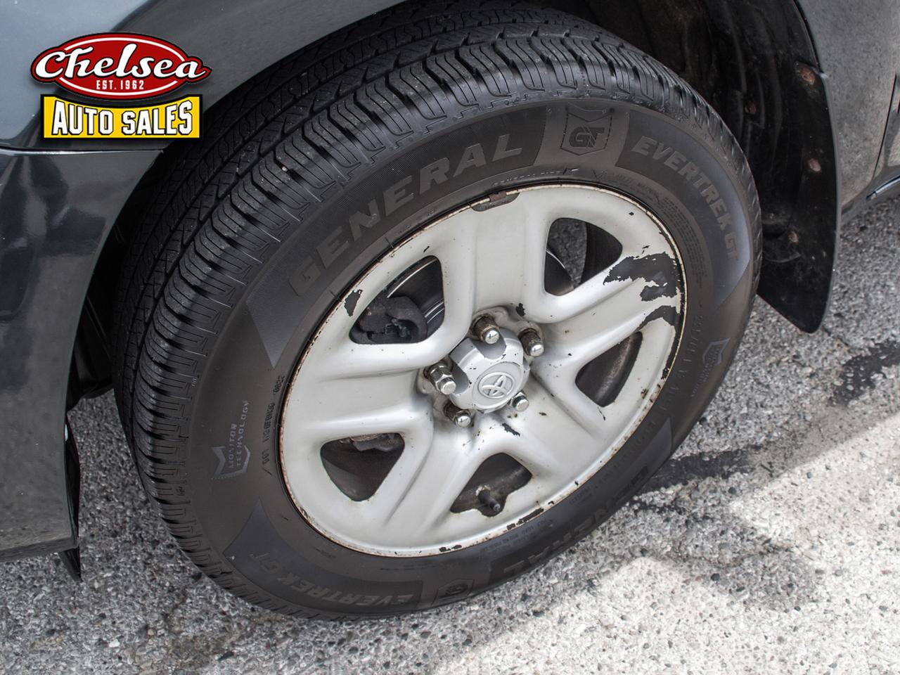 2011 Toyota RAV4 Base I4 4WD Photo
