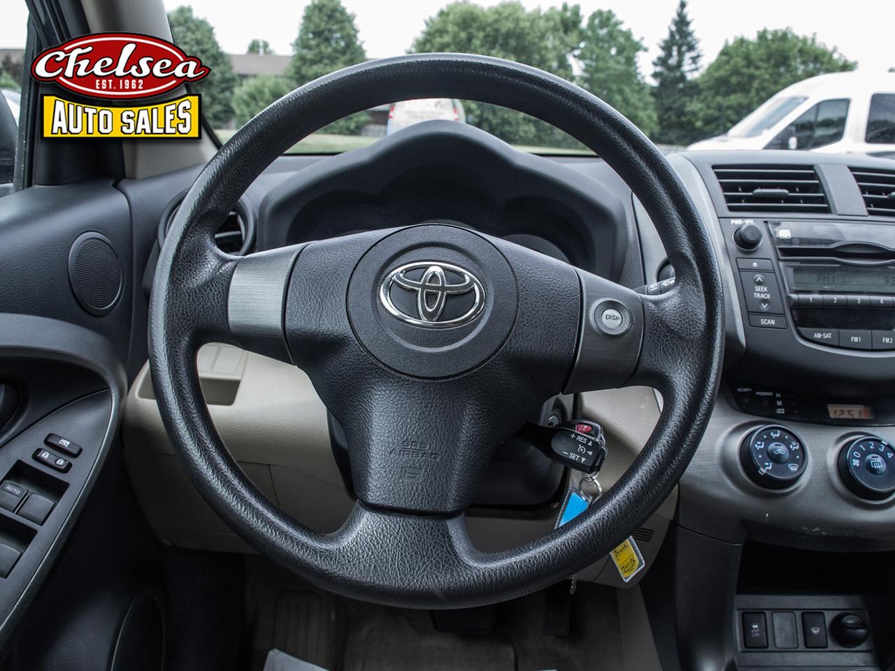 2011 Toyota RAV4 Base I4 4WD Photo
