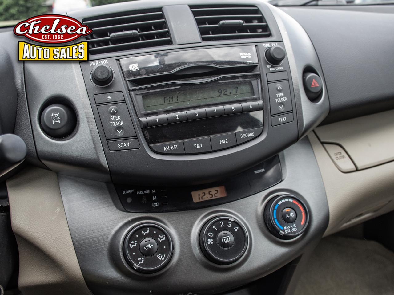 2011 Toyota RAV4 Base I4 4WD Photo