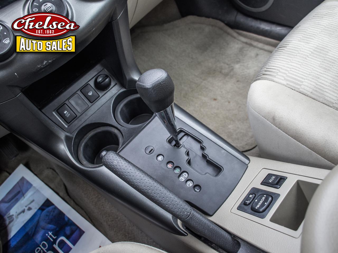 2011 Toyota RAV4 Base I4 4WD Photo
