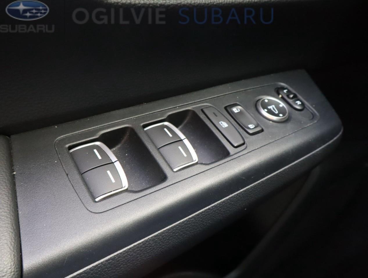 2023 Honda CR-V Hybrid Touring 4dr All-Wheel Drive Photo