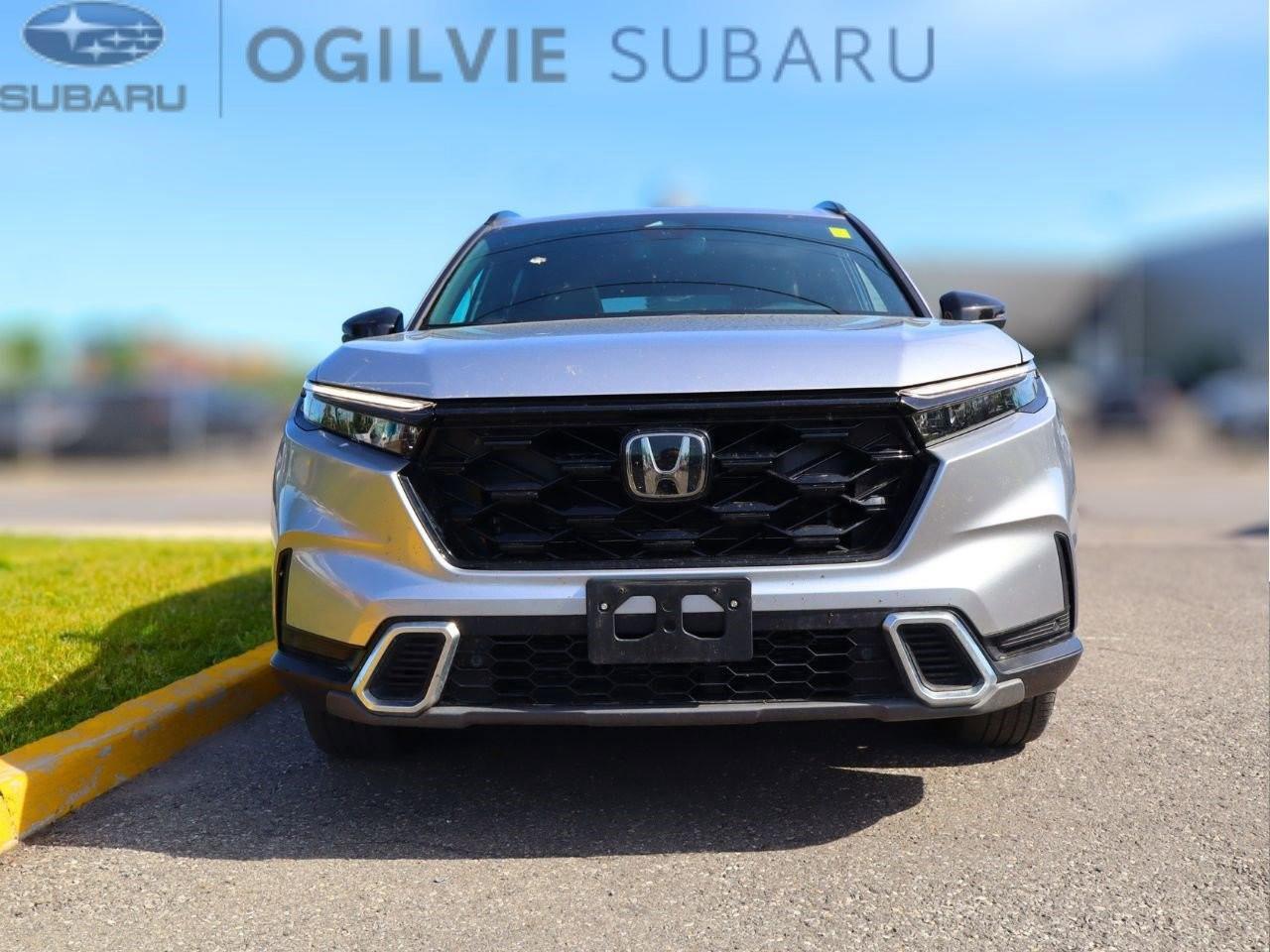 2023 Honda CR-V Hybrid Touring 4dr All-Wheel Drive Photo