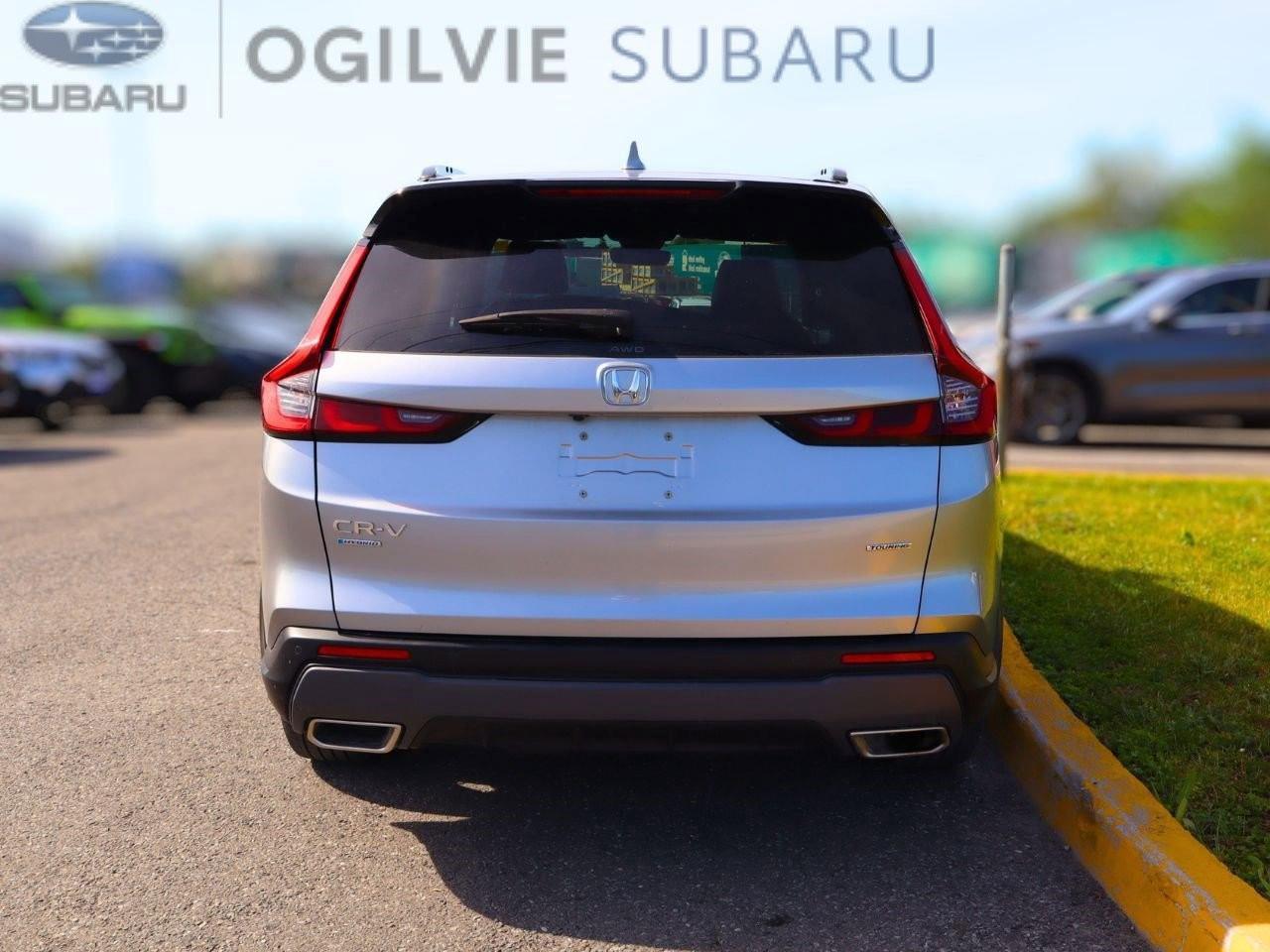 2023 Honda CR-V Hybrid Touring 4dr All-Wheel Drive Photo