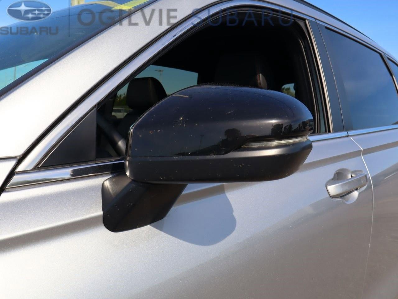 2023 Honda CR-V Hybrid Touring 4dr All-Wheel Drive Photo