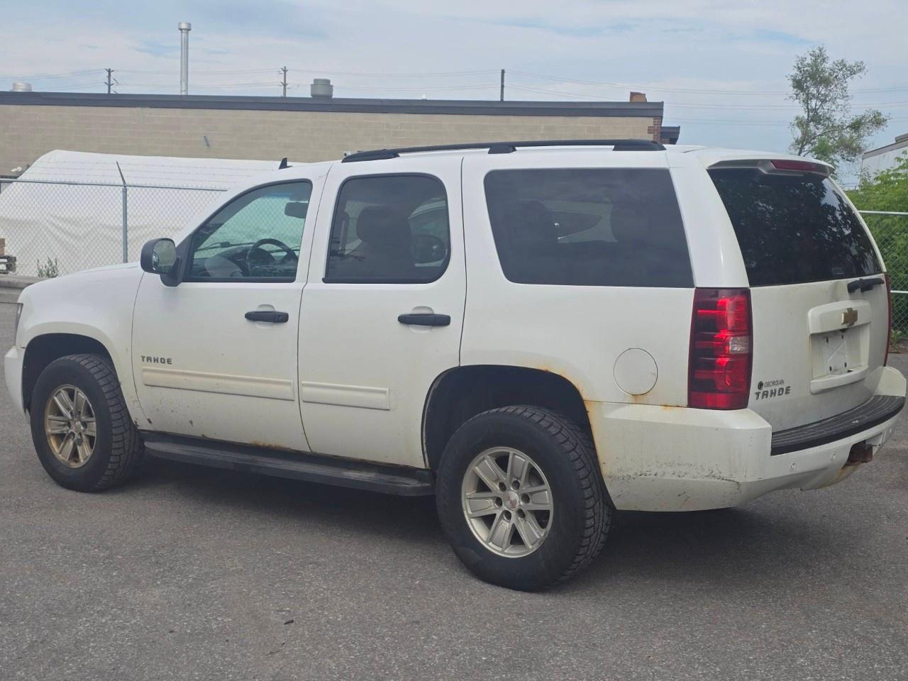 2014 Chevrolet Tahoe 4WD 4DR LS Photo