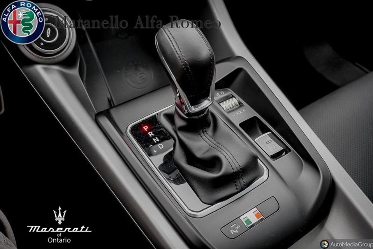 2023 Alfa Romeo Tonale Veloce 4dr All-Wheel Drive Photo