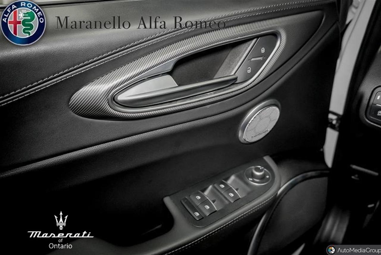 2023 Alfa Romeo Giulia Ti 4dr All-Wheel Drive Sedan Photo