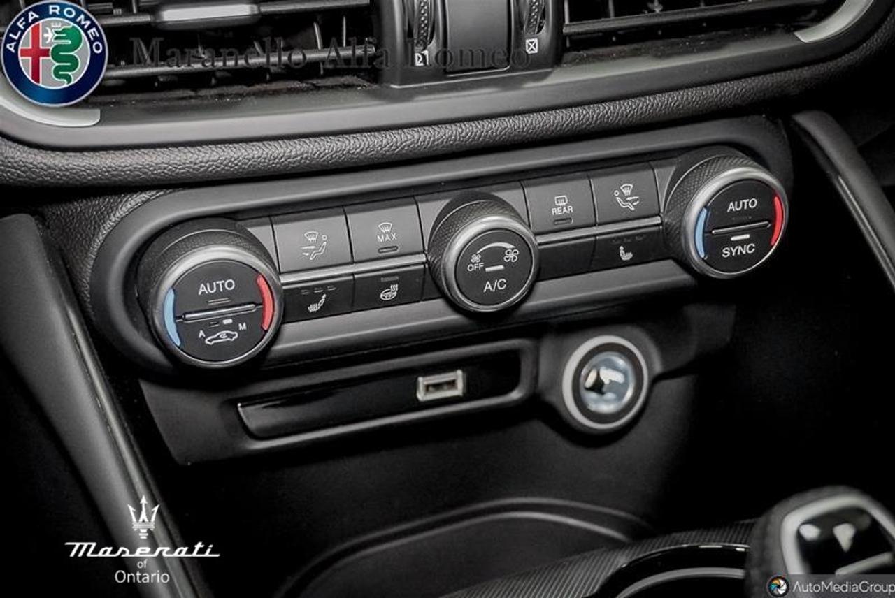 2023 Alfa Romeo Giulia Ti 4dr All-Wheel Drive Sedan Photo