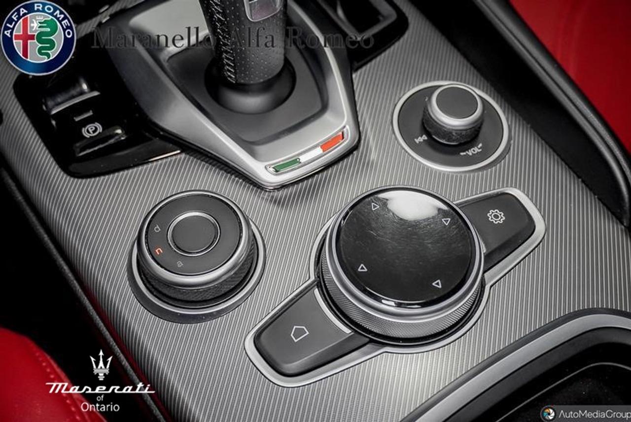 2023 Alfa Romeo Giulia Ti 4dr All-Wheel Drive Sedan Photo