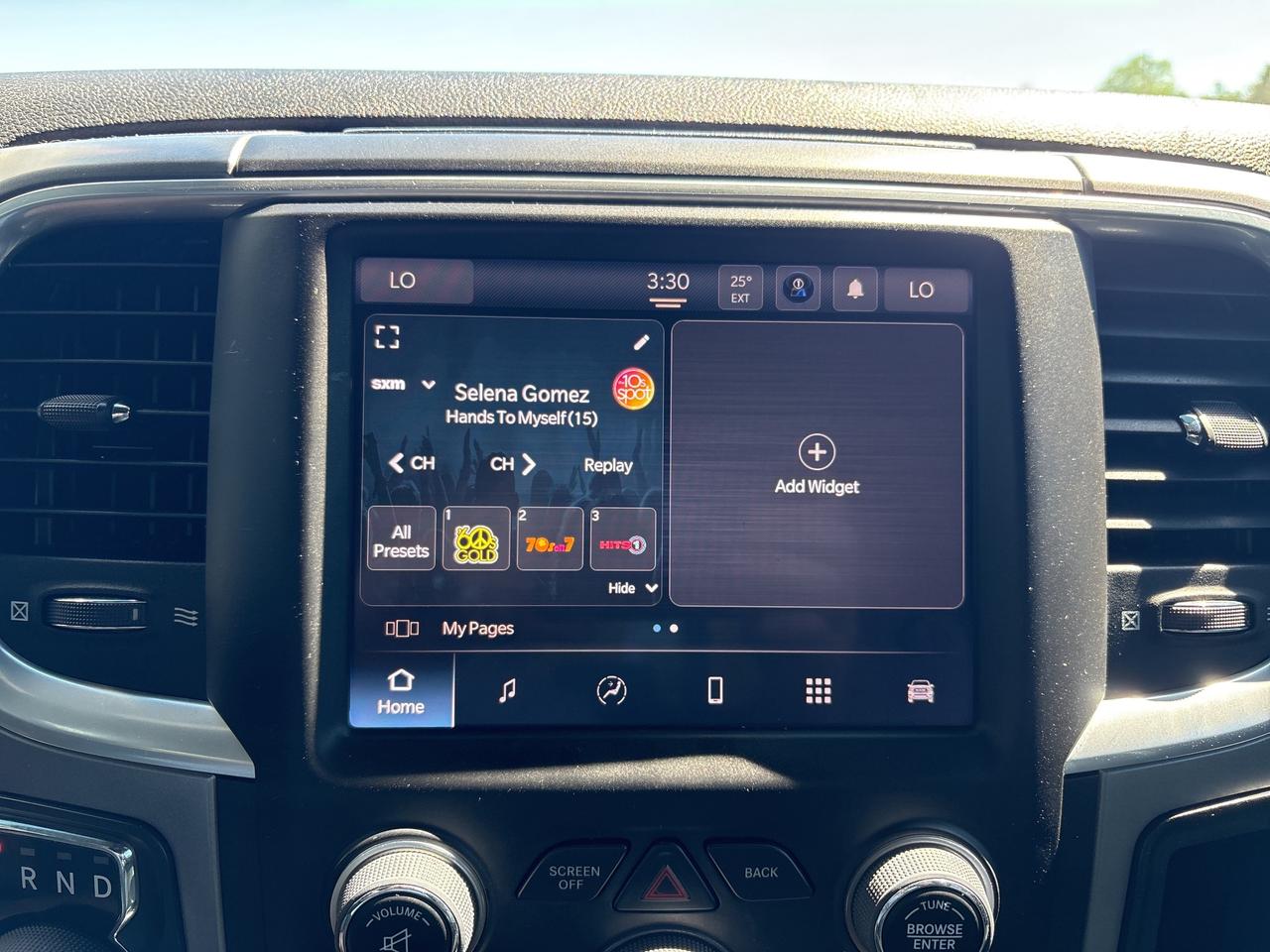 2022 RAM 1500 Classic WARLOCK Photo