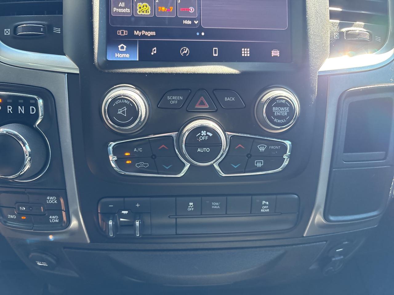 2022 RAM 1500 Classic WARLOCK Photo