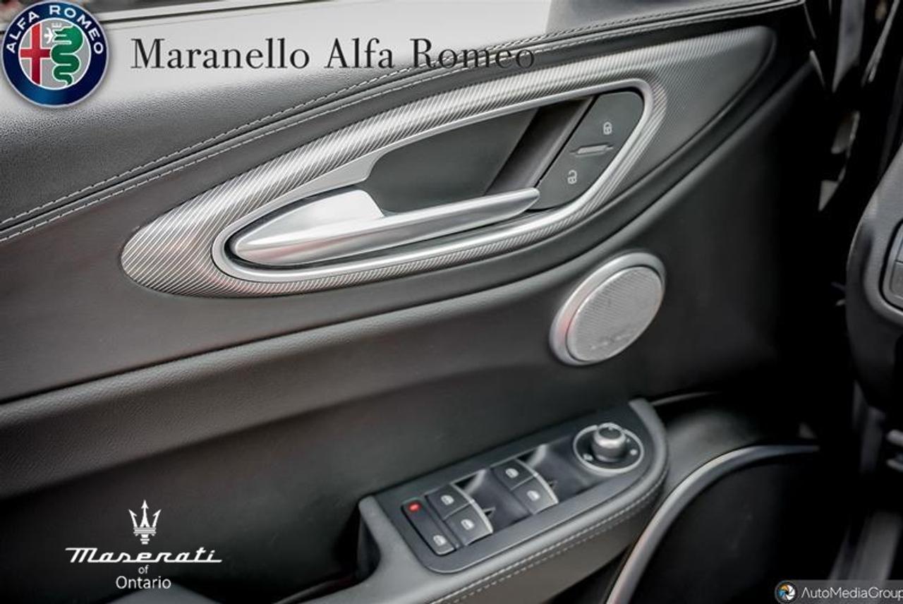 2023 Alfa Romeo Giulia Ti 4dr All-Wheel Drive Sedan Photo