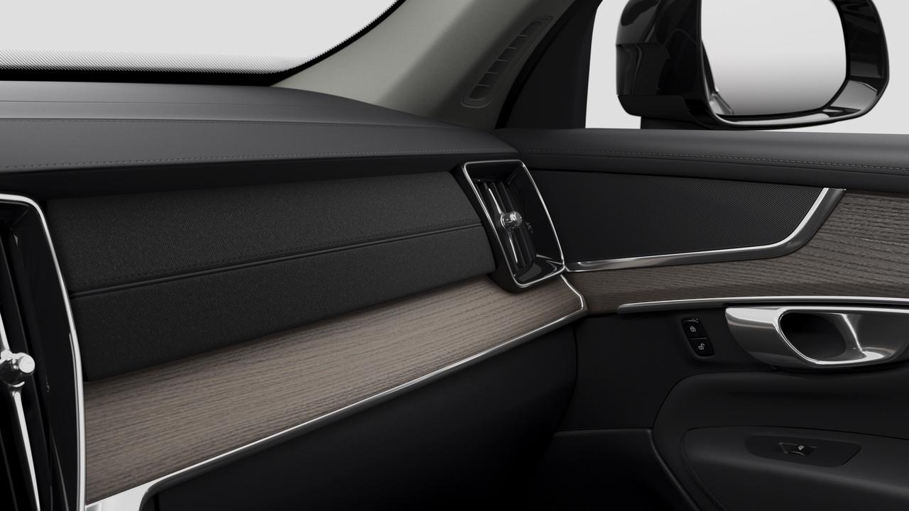 2025 Volvo XC90 Plug-In Hybrid 2025.5 T8 AWD Core Bright Theme 7-Seater Photo