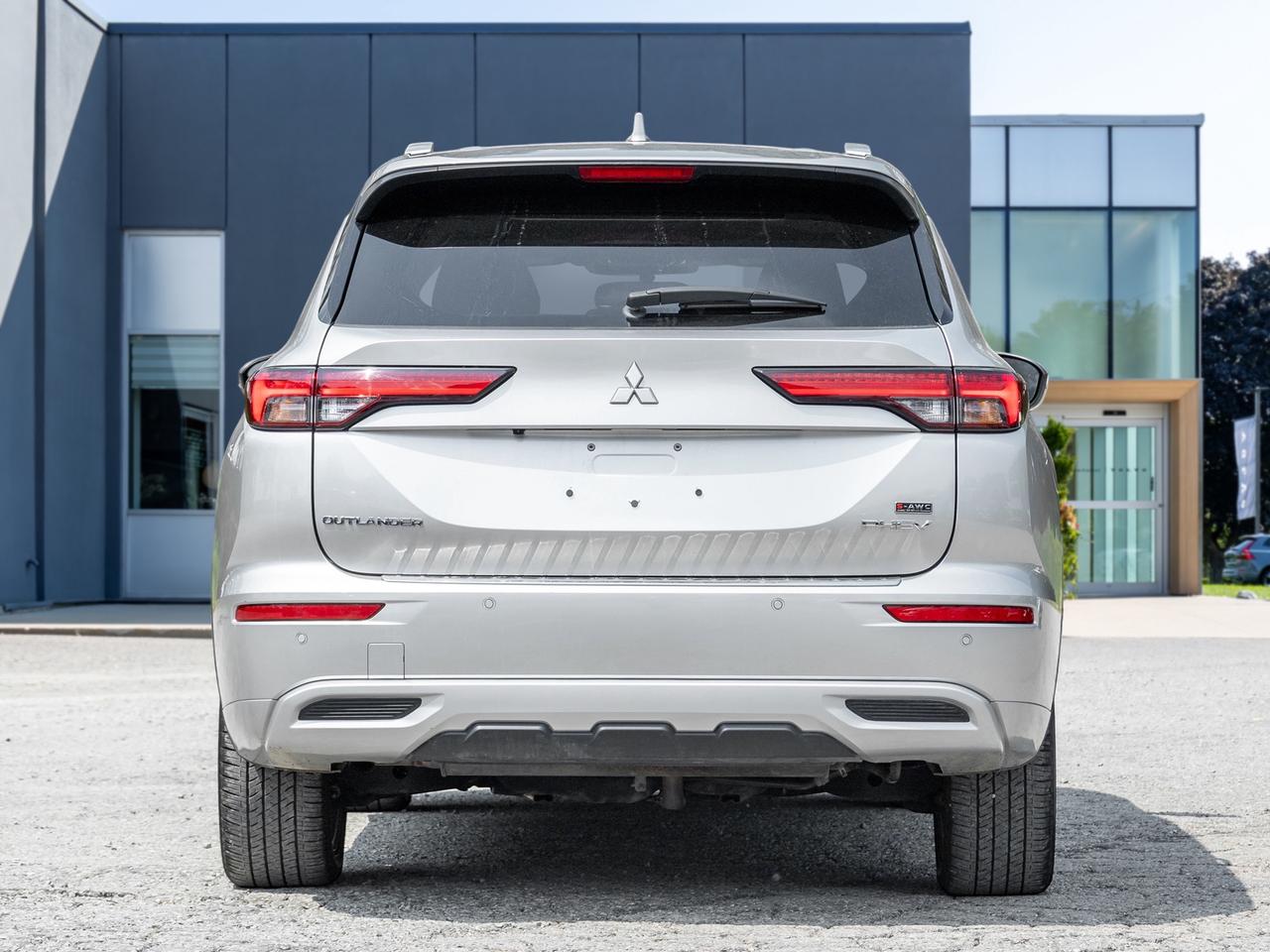 2024 Mitsubishi Outlander GT S-AWC CPO FINANCE RATES FOR AS LOW AS 0.90% Photo