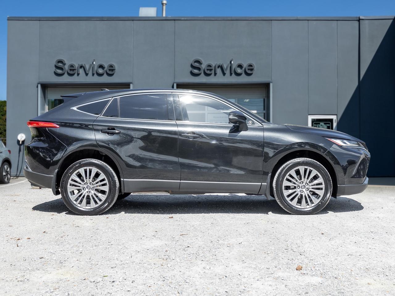 2023 Toyota Venza Limited AWD   AVAILABLE FOR FINANCING Photo
