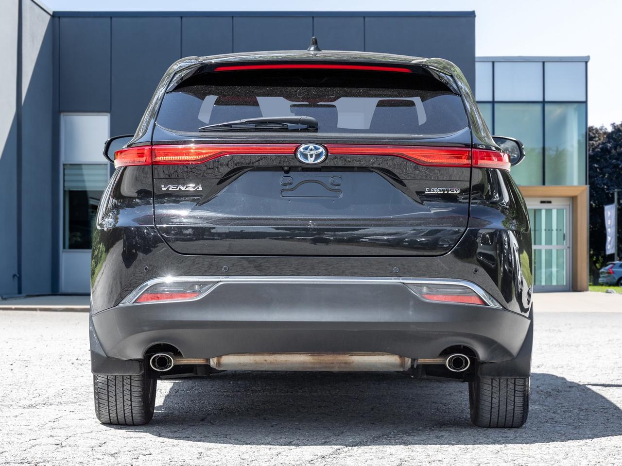 2023 Toyota Venza Limited AWD   AVAILABLE FOR FINANCING Photo