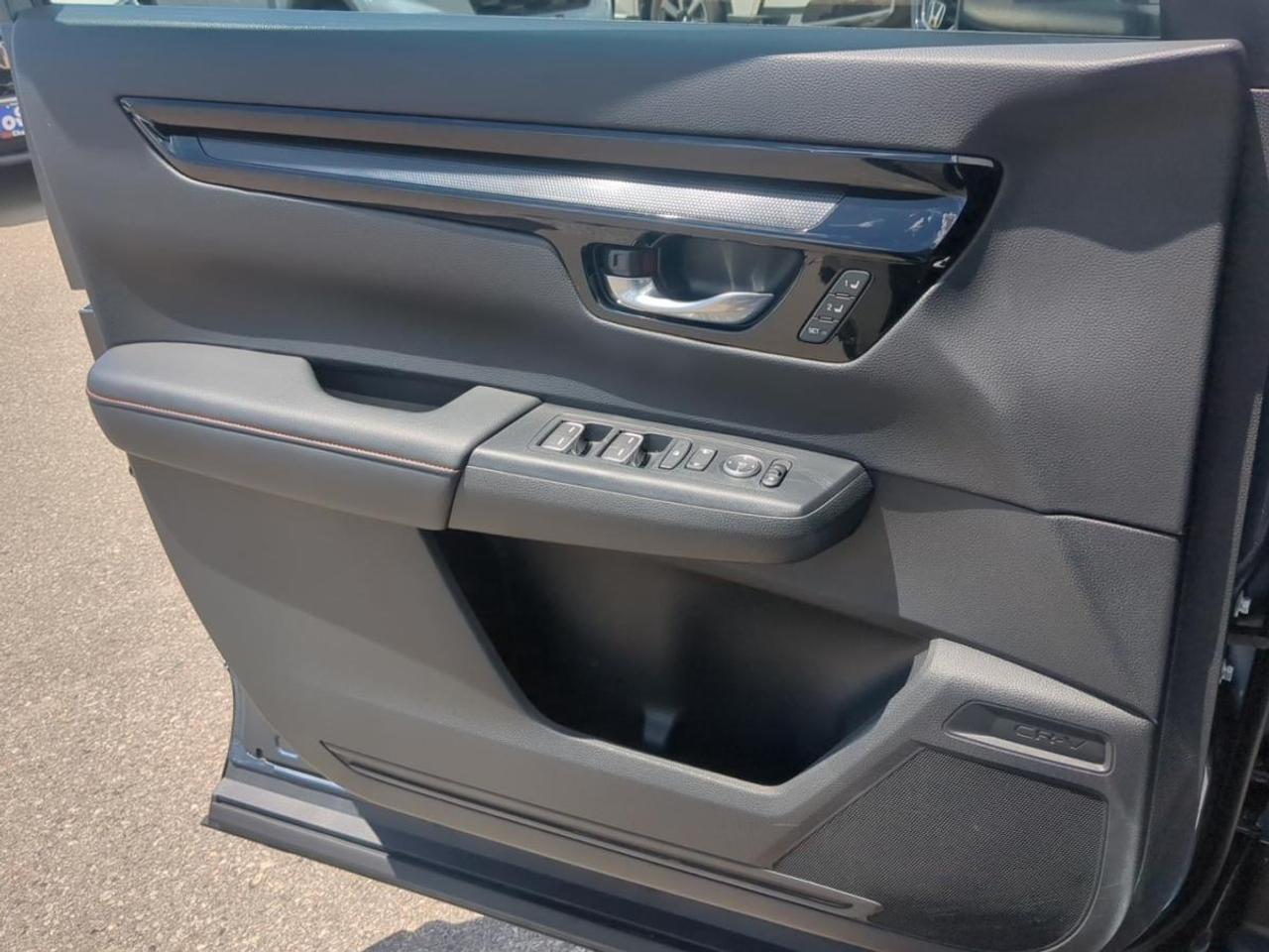 2024 Honda CR-V Touring Photo