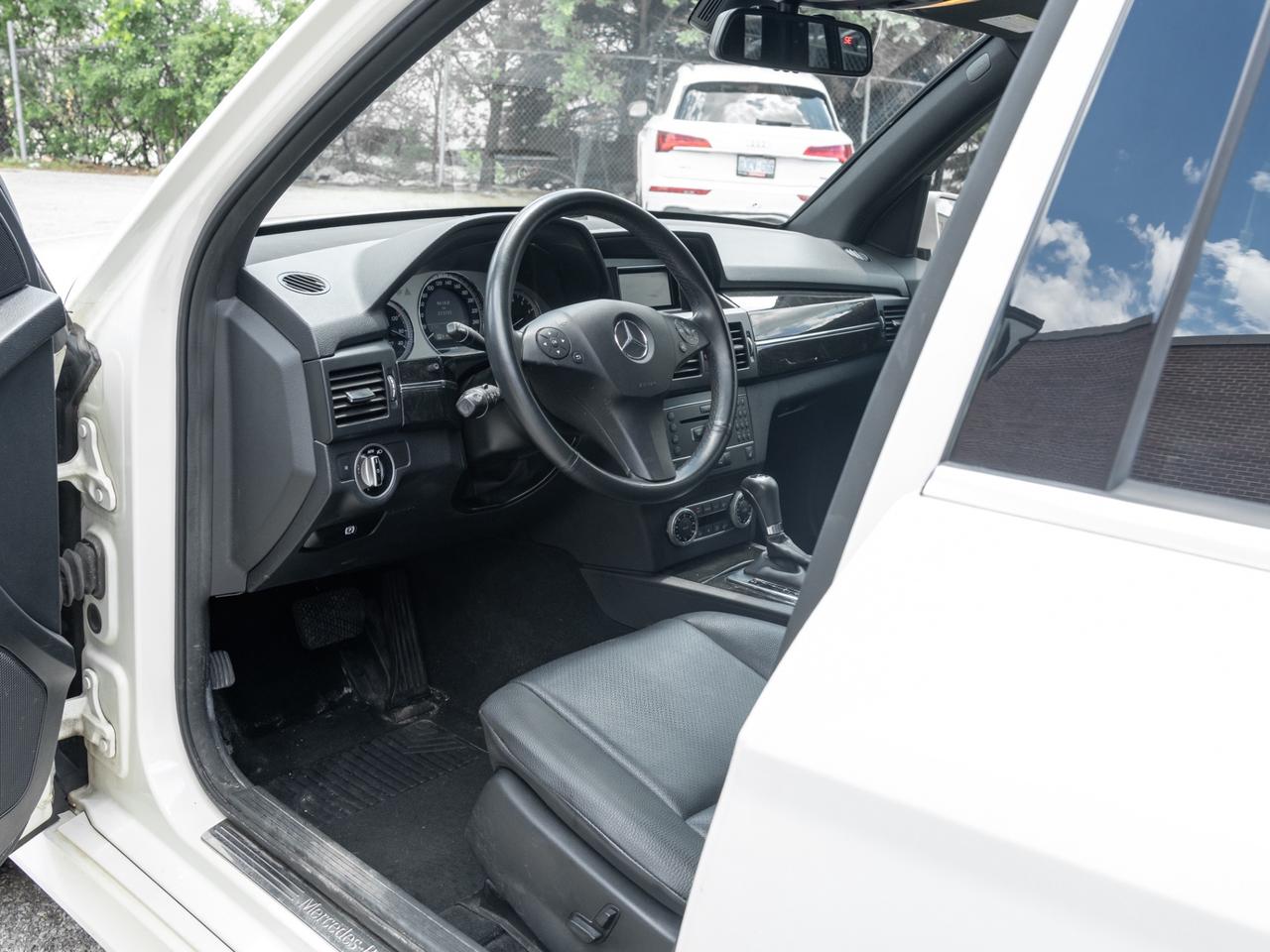 2012 Mercedes-Benz GLK-Class 4MATIC GLK 350 Photo