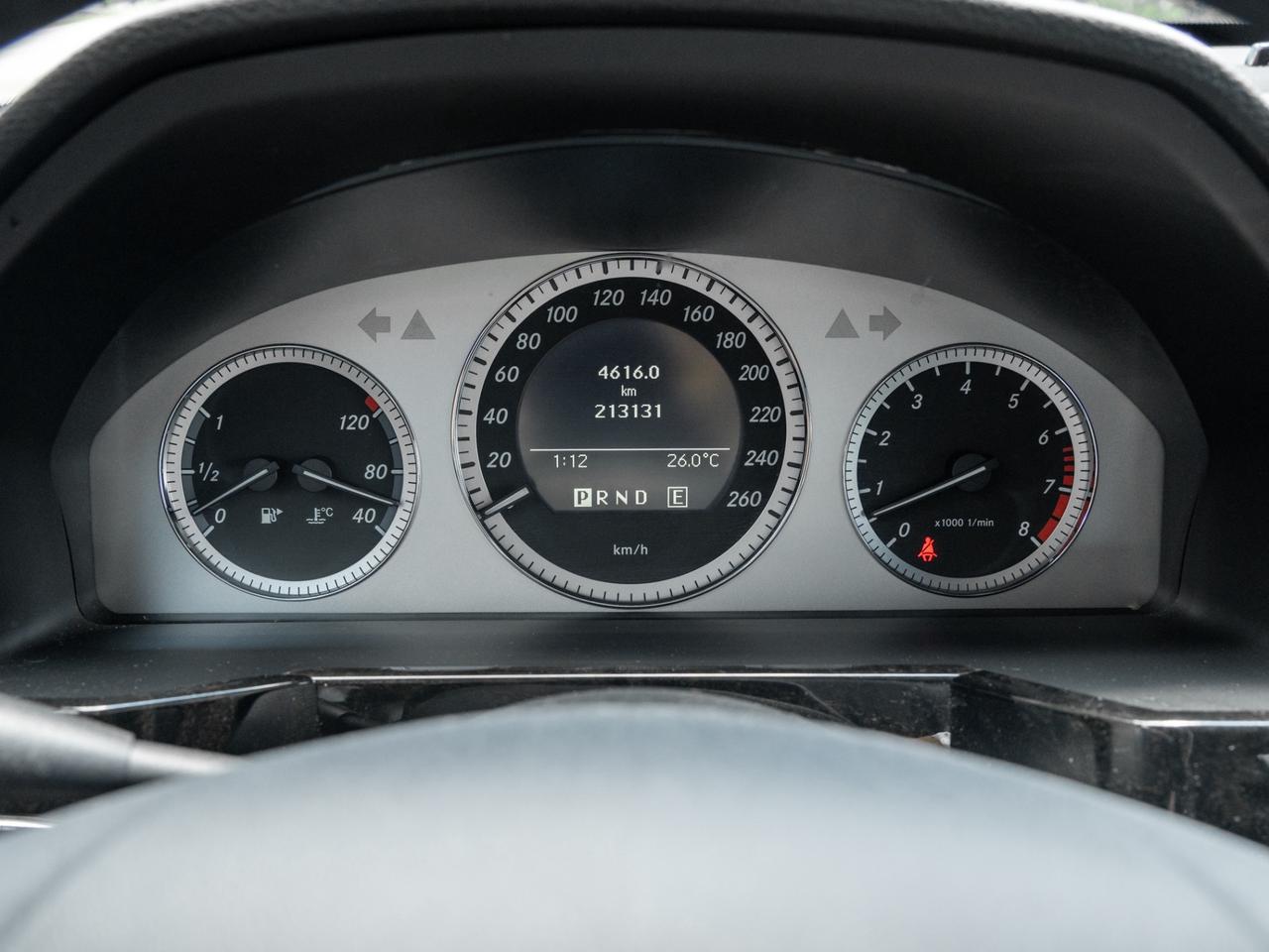 2012 Mercedes-Benz GLK-Class 4MATIC GLK 350 Photo