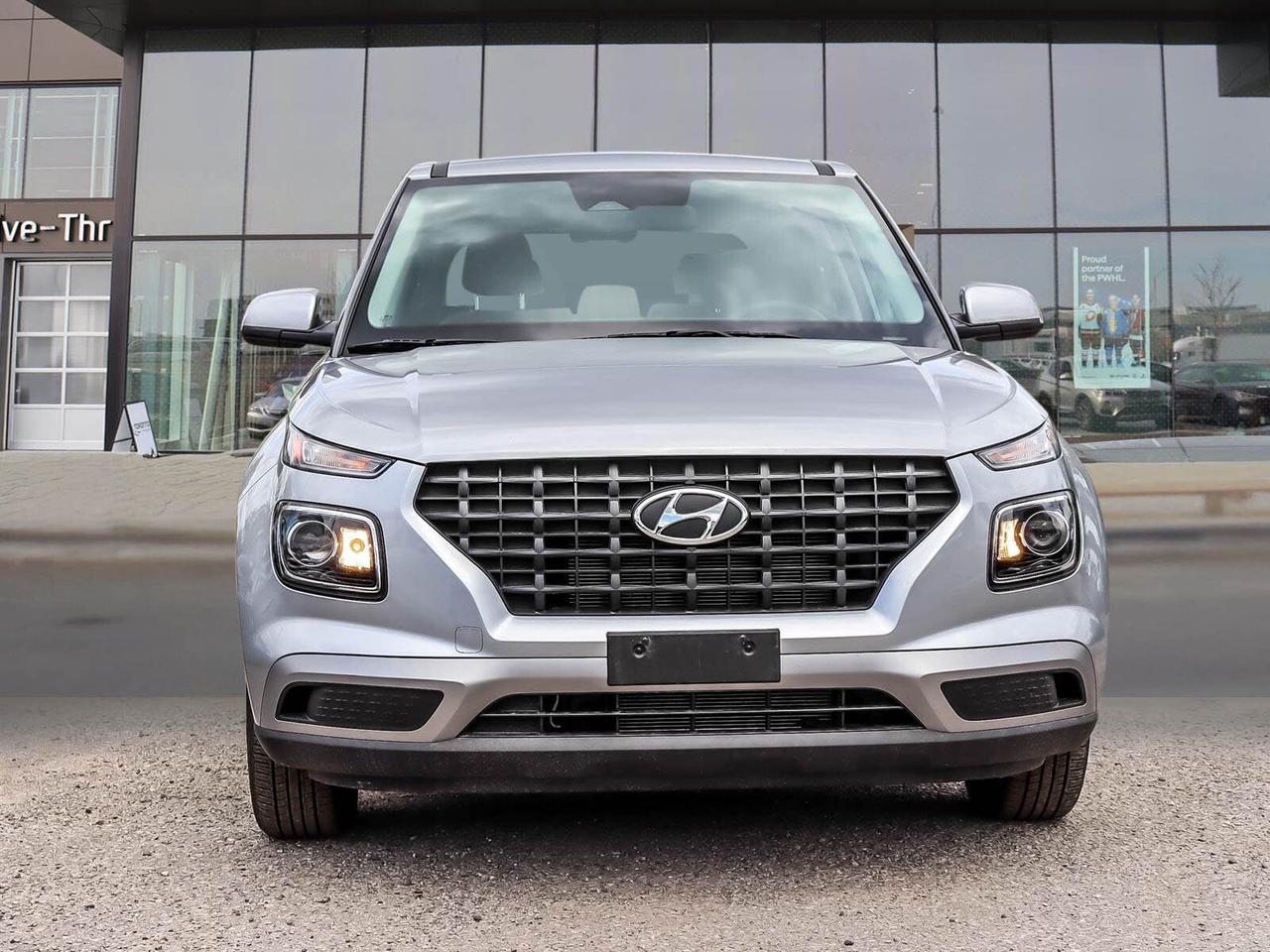 2024 Hyundai Venue Essential Photo