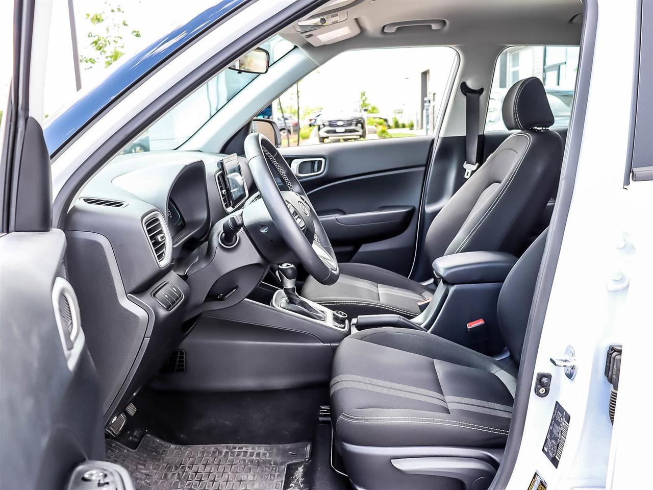 2025 Hyundai Venue PREFERRED Photo