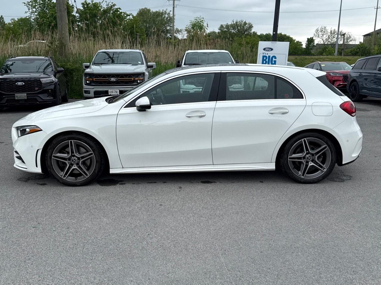 2022 Mercedes-Benz A-Class 4MATIC®   AWD   LOW KM !   1 OWNER Photo