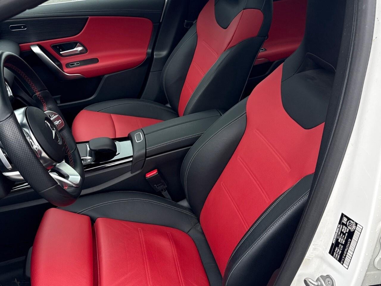 2022 Mercedes-Benz A-Class 4MATIC®   AWD   LOW KM !   1 OWNER Photo