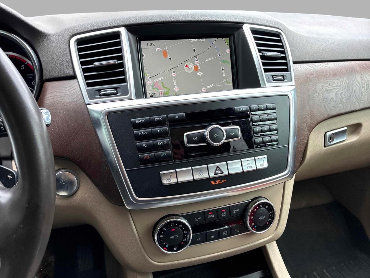 2015 Mercedes-Benz M-Class ML350 Photo