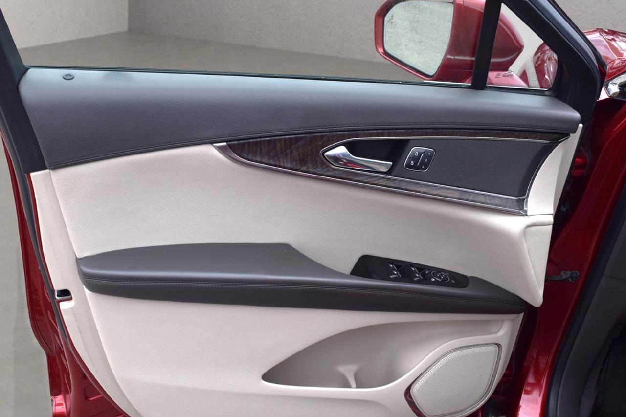2016 Lincoln MKX Reserve AWD Navi Panoramic Sunroof Photo