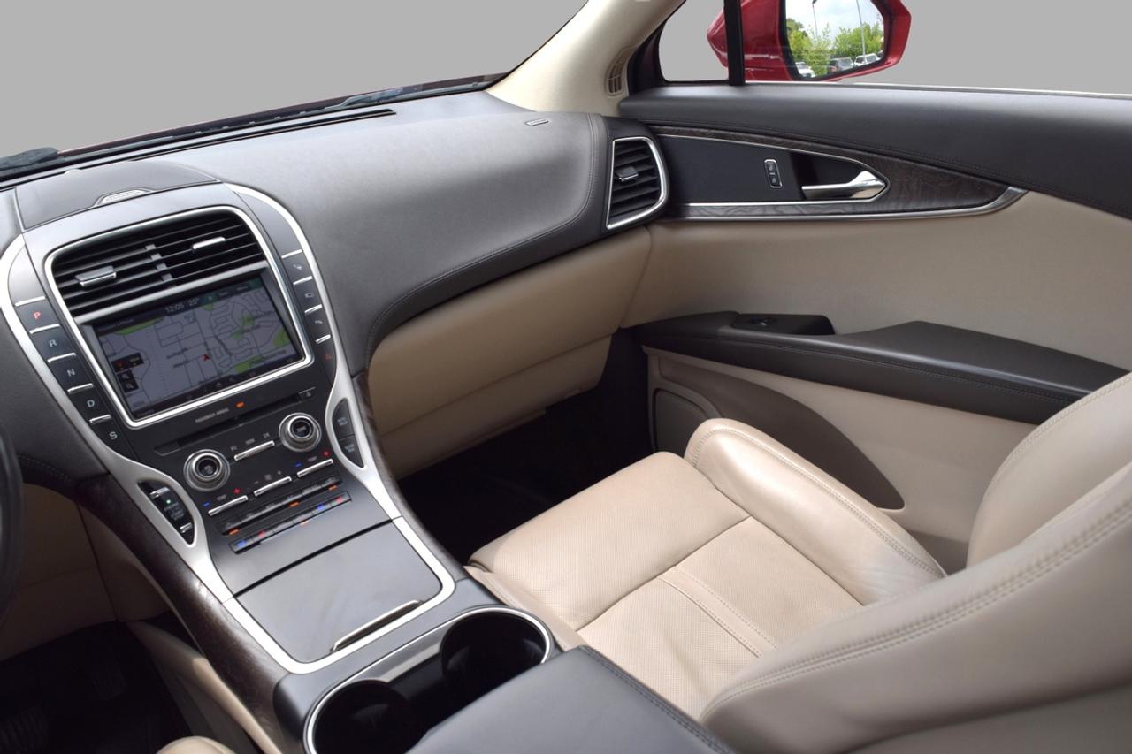 2016 Lincoln MKX Reserve AWD Navi Panoramic Sunroof Photo
