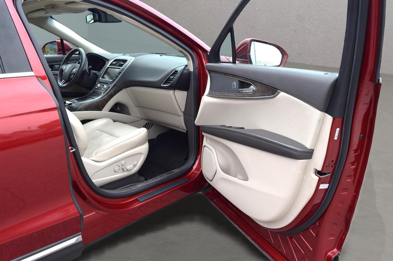 2016 Lincoln MKX Reserve AWD Navi Panoramic Sunroof Photo