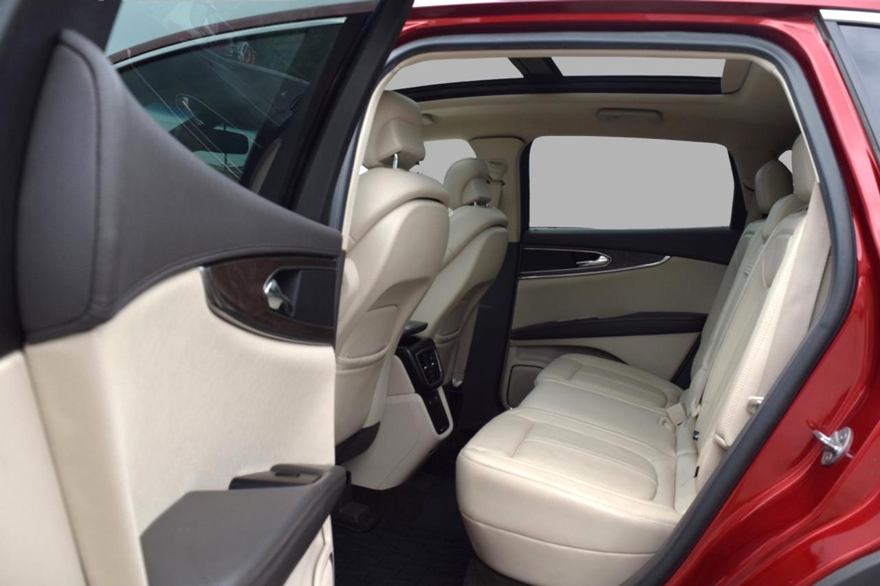 2016 Lincoln MKX Reserve AWD Navi Panoramic Sunroof Photo