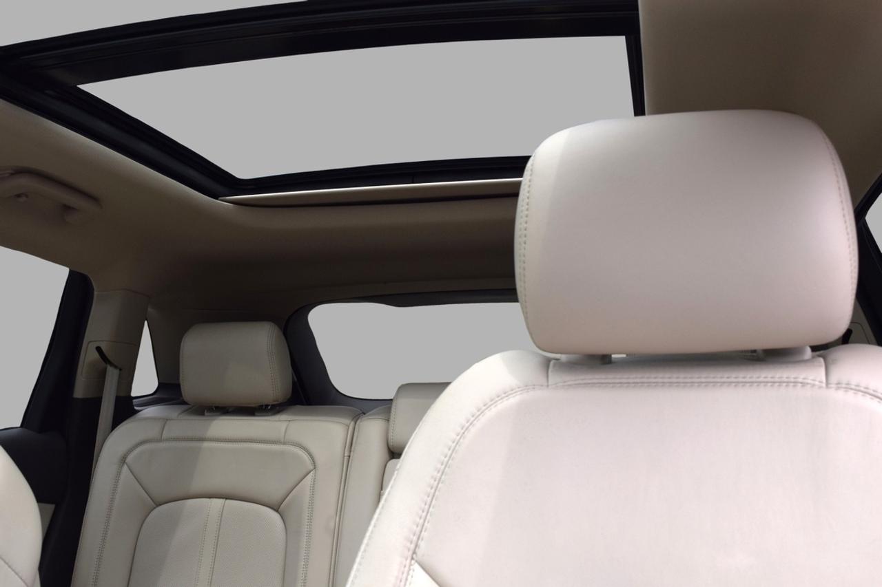 2016 Lincoln MKX Reserve AWD Navi Panoramic Sunroof Photo