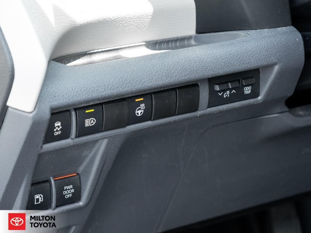 2022 Toyota Sienna HYBRID HEATED STEERING HEATED SEATS BLIND SPOT NEW Photo