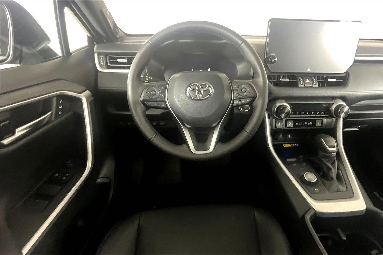 2024 Toyota RAV4 HYBRID XSE AWD Photo4