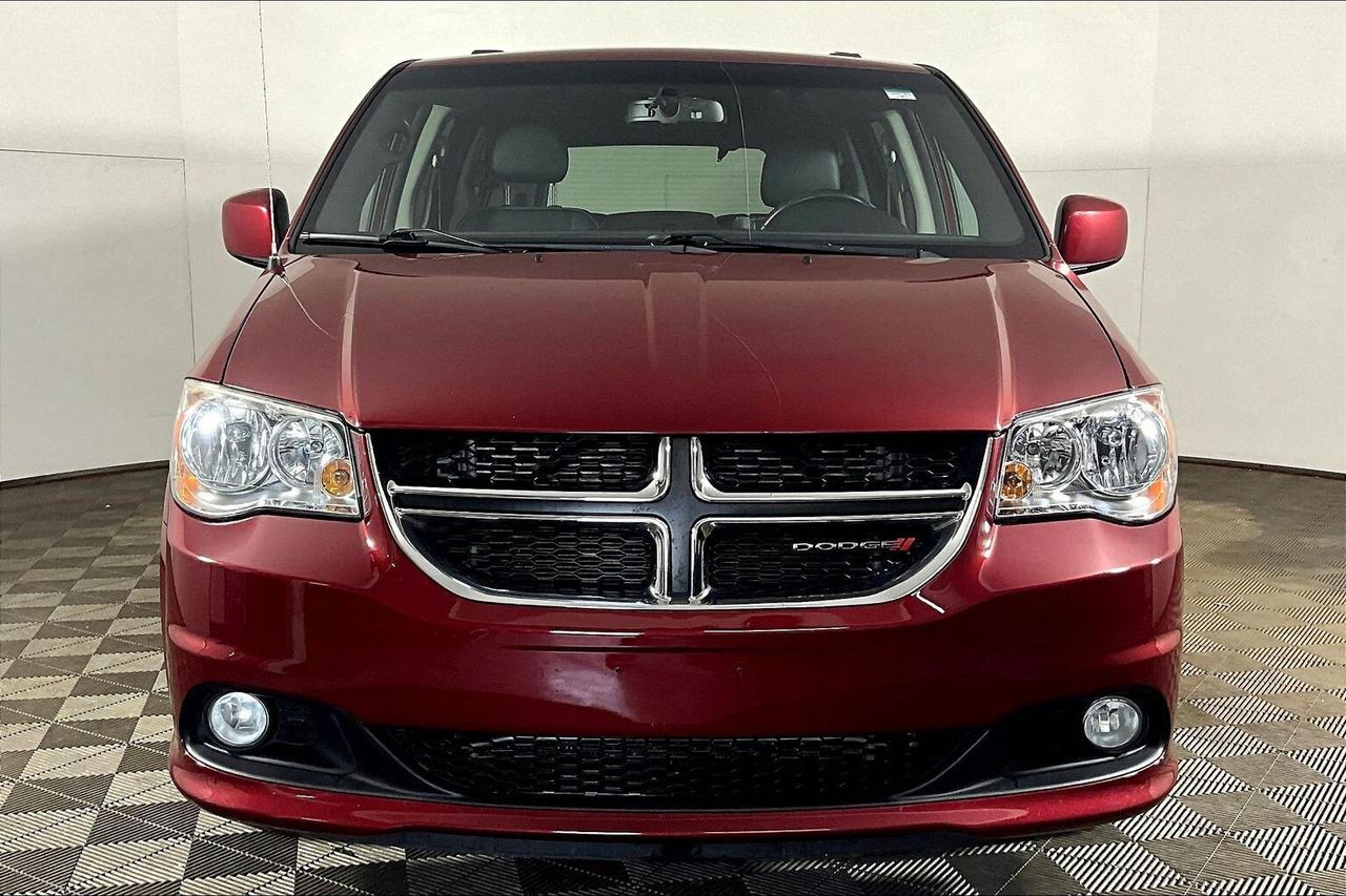 2016 Dodge Grand Caravan 4dr Wgn SXT Photo2