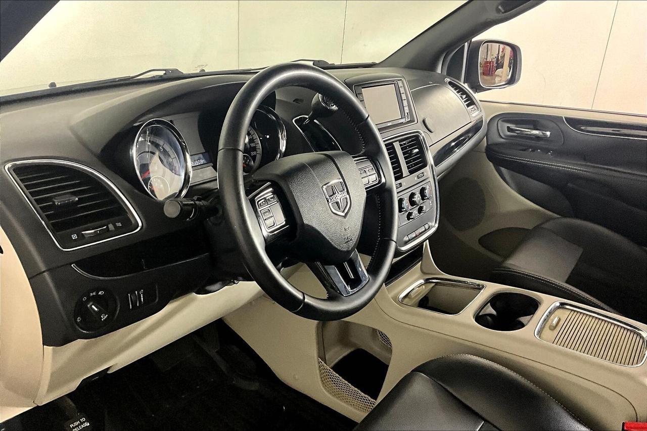 2016 Dodge Grand Caravan 4dr Wgn SXT Photo