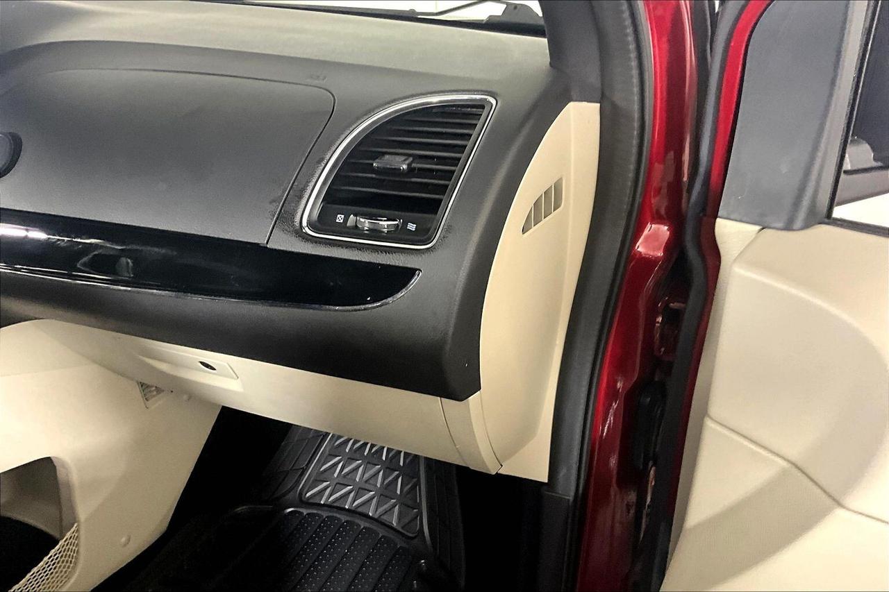 2016 Dodge Grand Caravan 4dr Wgn SXT Photo