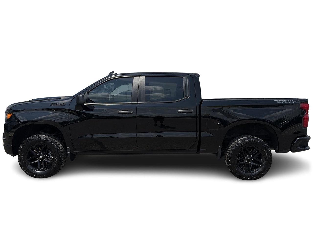 2024 Chevrolet Silverado 1500 Crew Cab Short Box 4-Wheel Drive Custom Trail Boss Photo