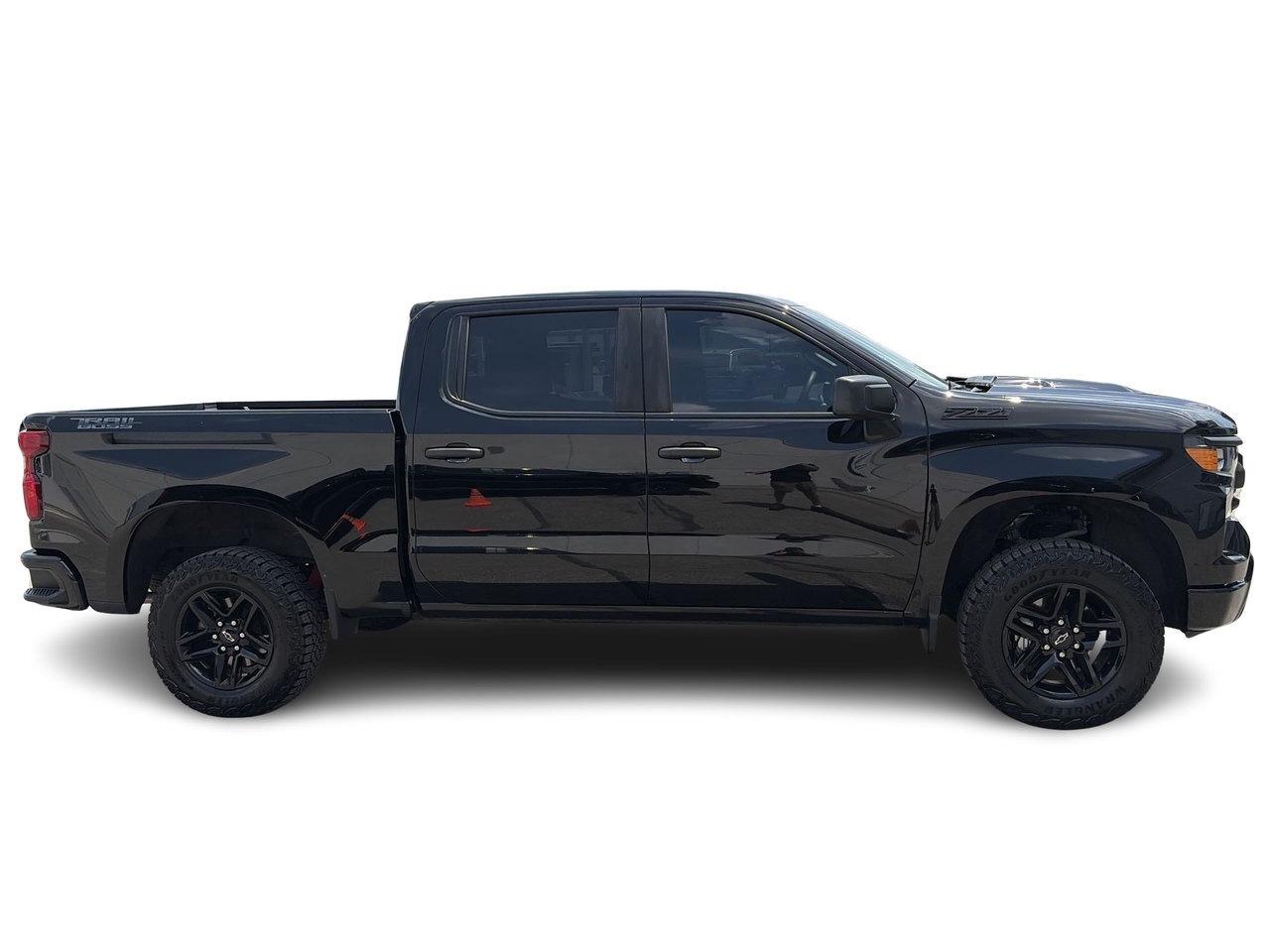 2024 Chevrolet Silverado 1500 Crew Cab Short Box 4-Wheel Drive Custom Trail Boss Photo