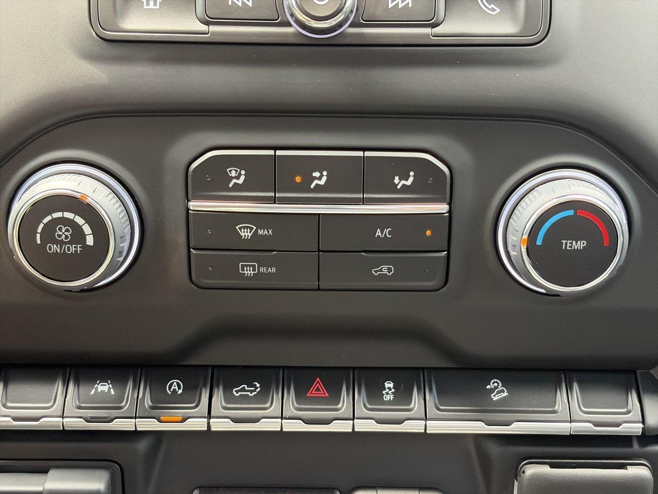 2024 Chevrolet Silverado 1500 Crew Cab Short Box 4-Wheel Drive Custom Trail Boss Photo