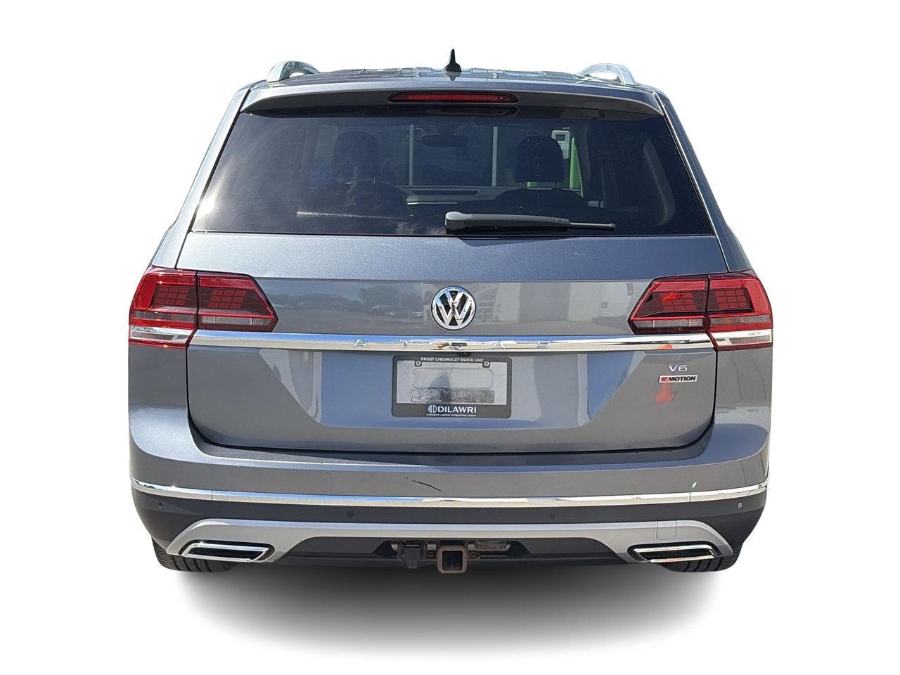 2018 Volkswagen Atlas Execline 3.6L 8sp at w/Tip 4MOTION Low Kilometers! Photo