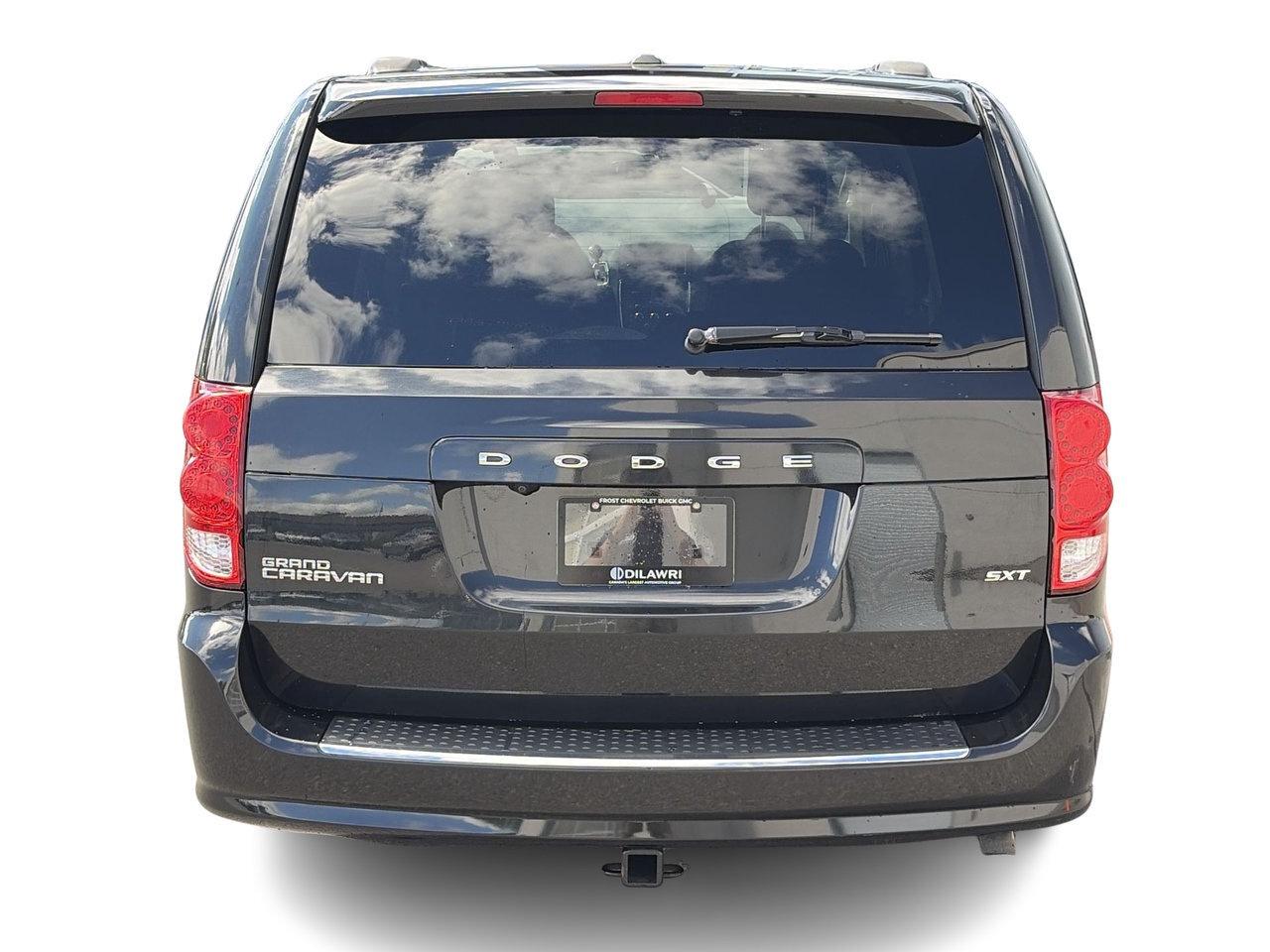 2015 Dodge Grand Caravan SE / SXT Rear Entertainment/  Great Value! Photo