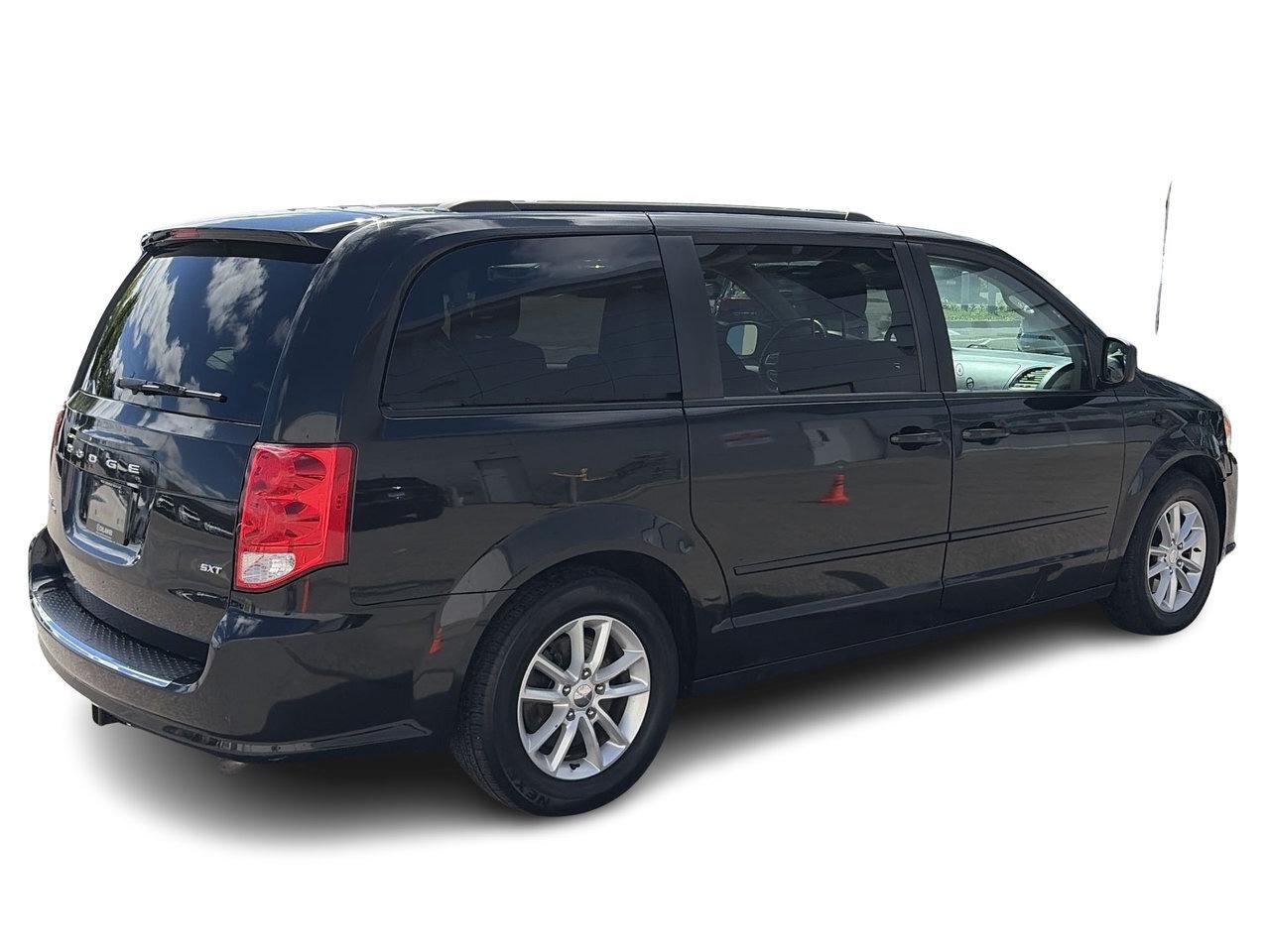 2015 Dodge Grand Caravan SE / SXT Rear Entertainment/  Great Value! Photo