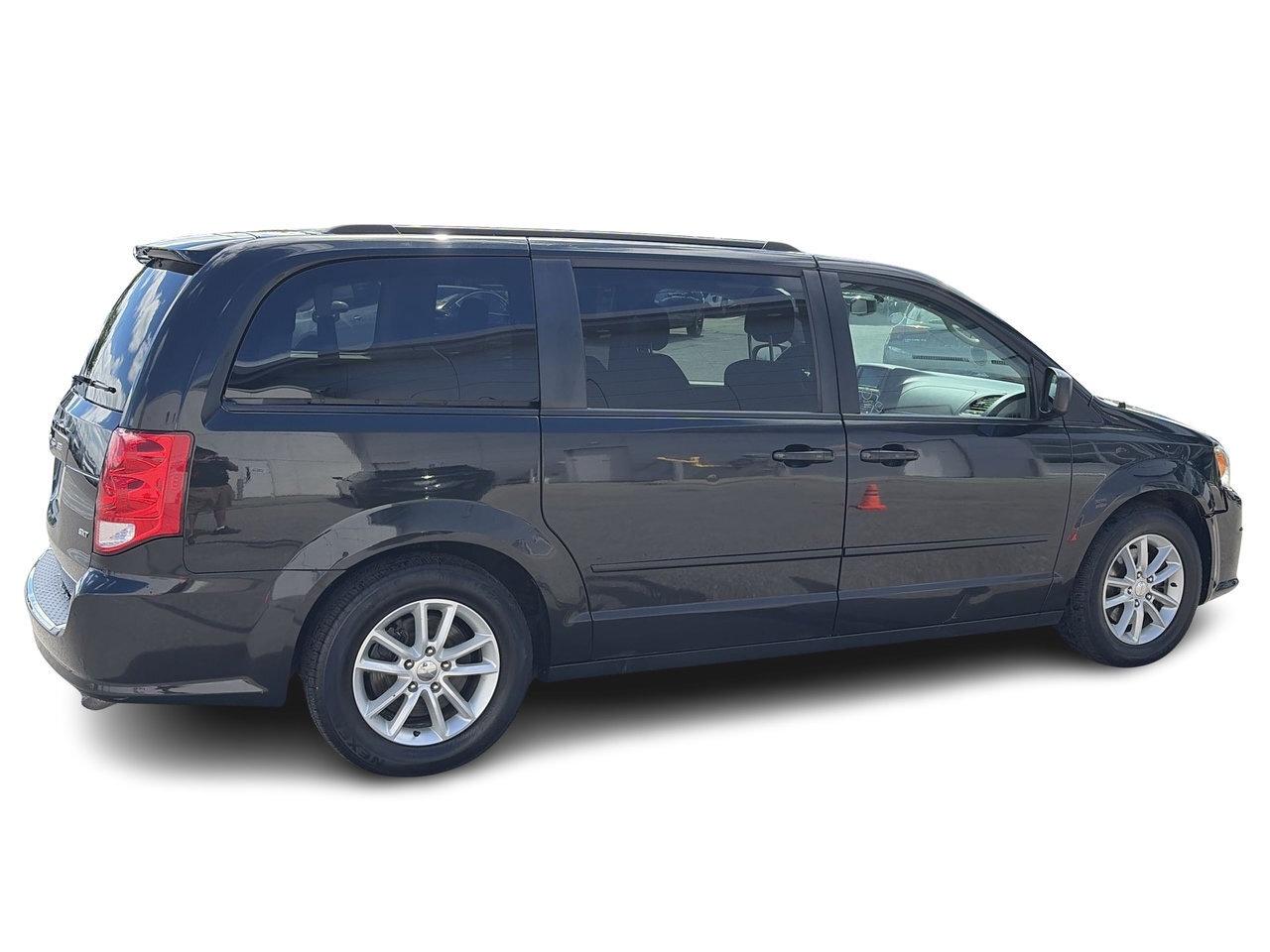 2015 Dodge Grand Caravan SE / SXT Rear Entertainment/  Great Value! Photo