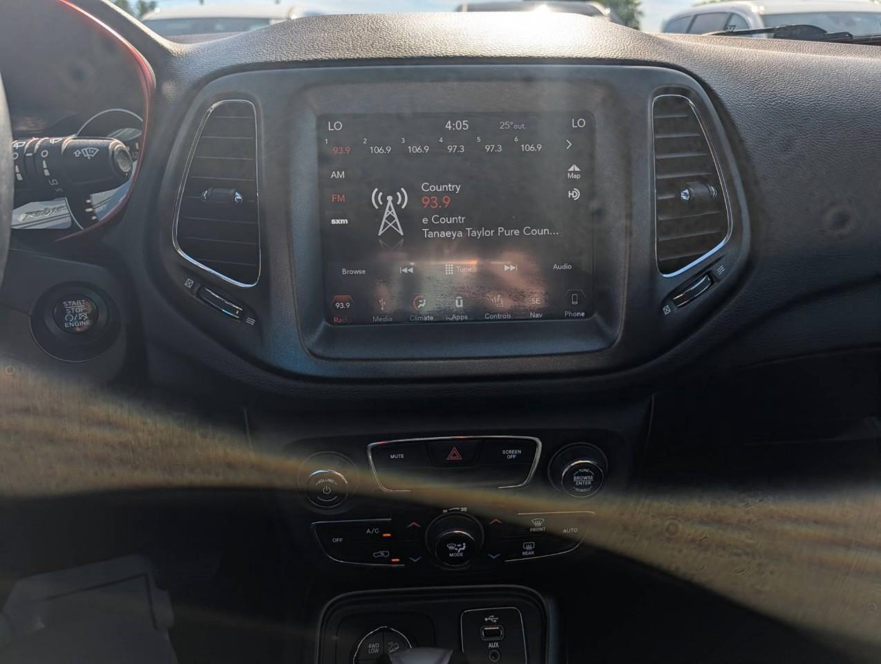 2018 Jeep Compass Trailhawk Photo
